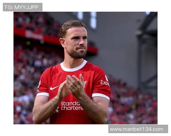 49号足球球星风采揭秘 他如何成为全球球迷心中的传奇人物