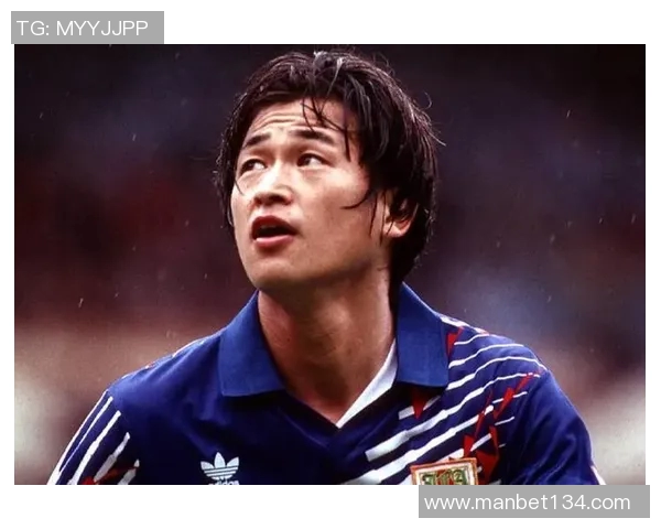 中国足球第一高龄球星传奇岁月 他以坚韧与热爱书写不老神话